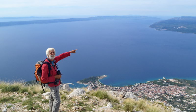 alt. 1400 m, le port de Makarska et les iles de Brac et Hvar