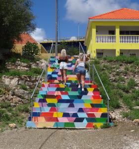 Curaçao, Otrobanda