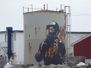 Henningsvaer graf Pobl