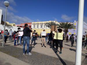  Mindelo, manif d'enseignants