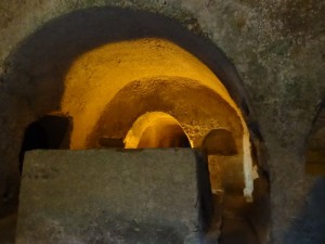 13 Syracuse catacombes