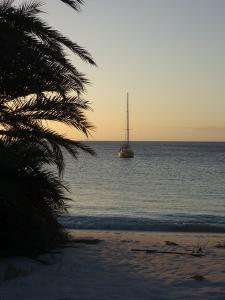 La Blanquilla playa-Yake