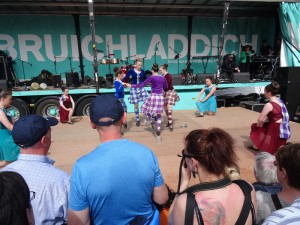 fete à la  distillerie de Bruchladdich 